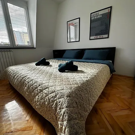 Mihail Central Apartment Скопие Екстериор снимка