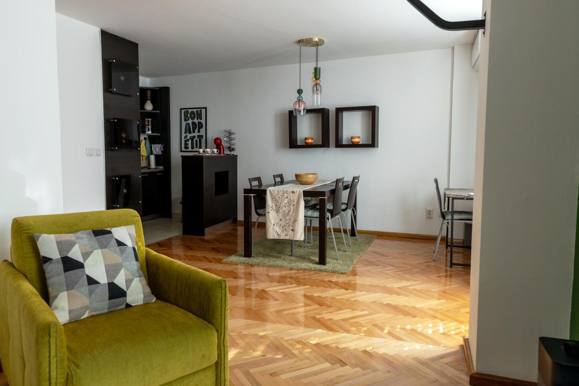 Mihail Central Apartment * Скопие